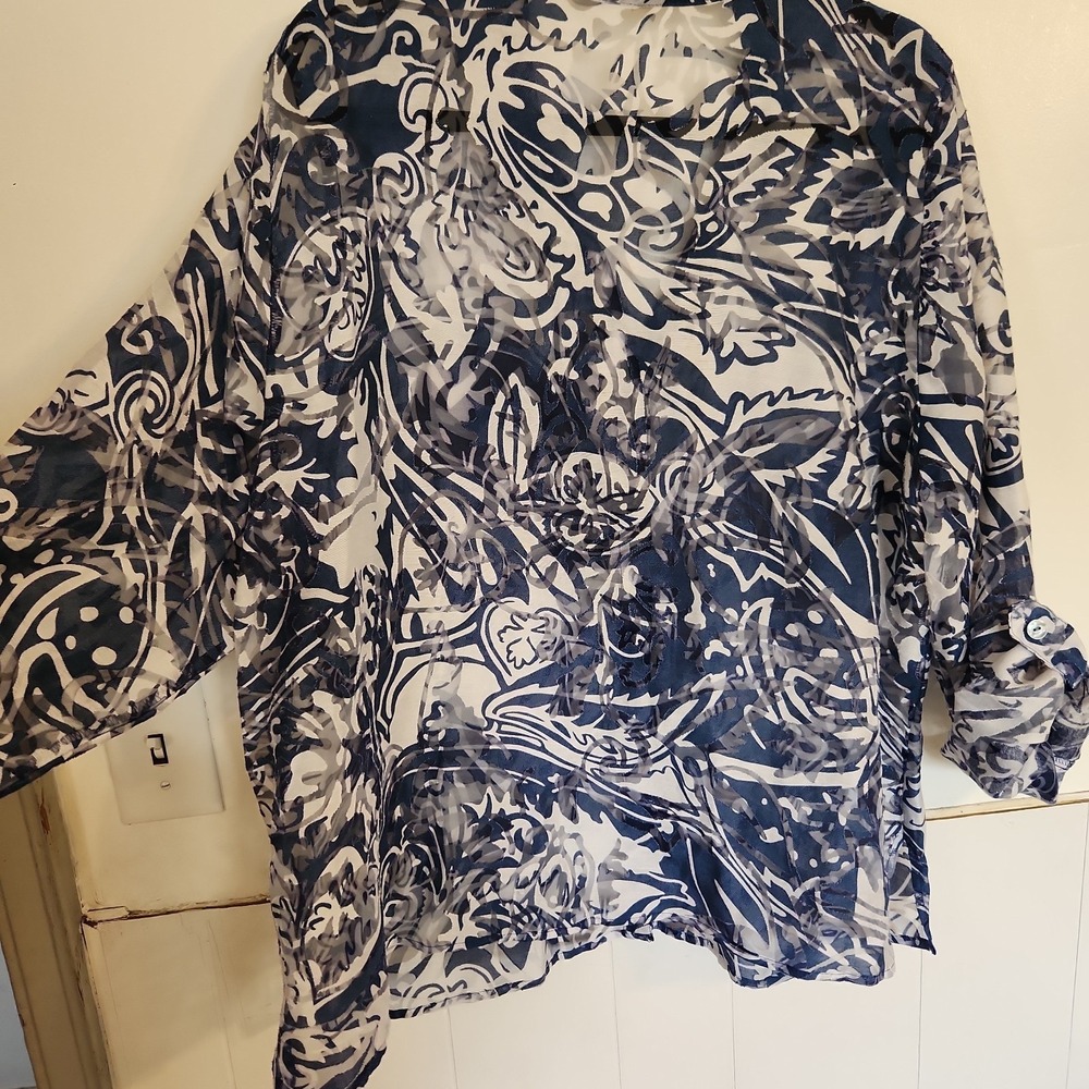Women's Plus Size 3X Blue White‎ Burnout Floral Sheer Blouse Button Linen Blend - Picture 9 of 14